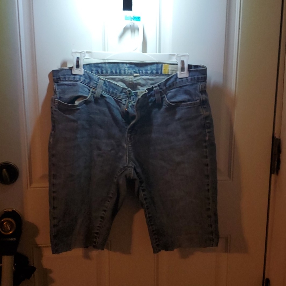 Gap Long and Lean Cut Offs